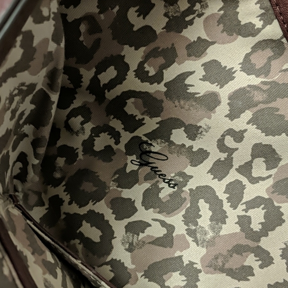 Guess Purse - Picture 6 of 7